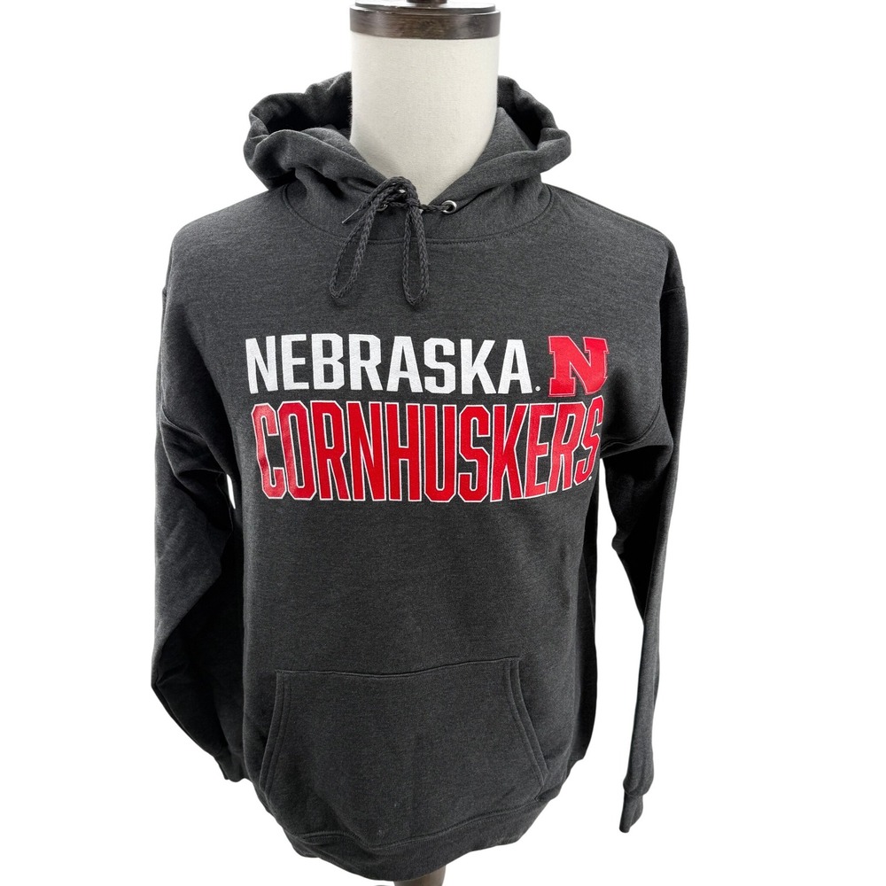 University Nebraska Cornhuskers Grey Hoodie Sweatshirt‎ Mens Medium NEW
